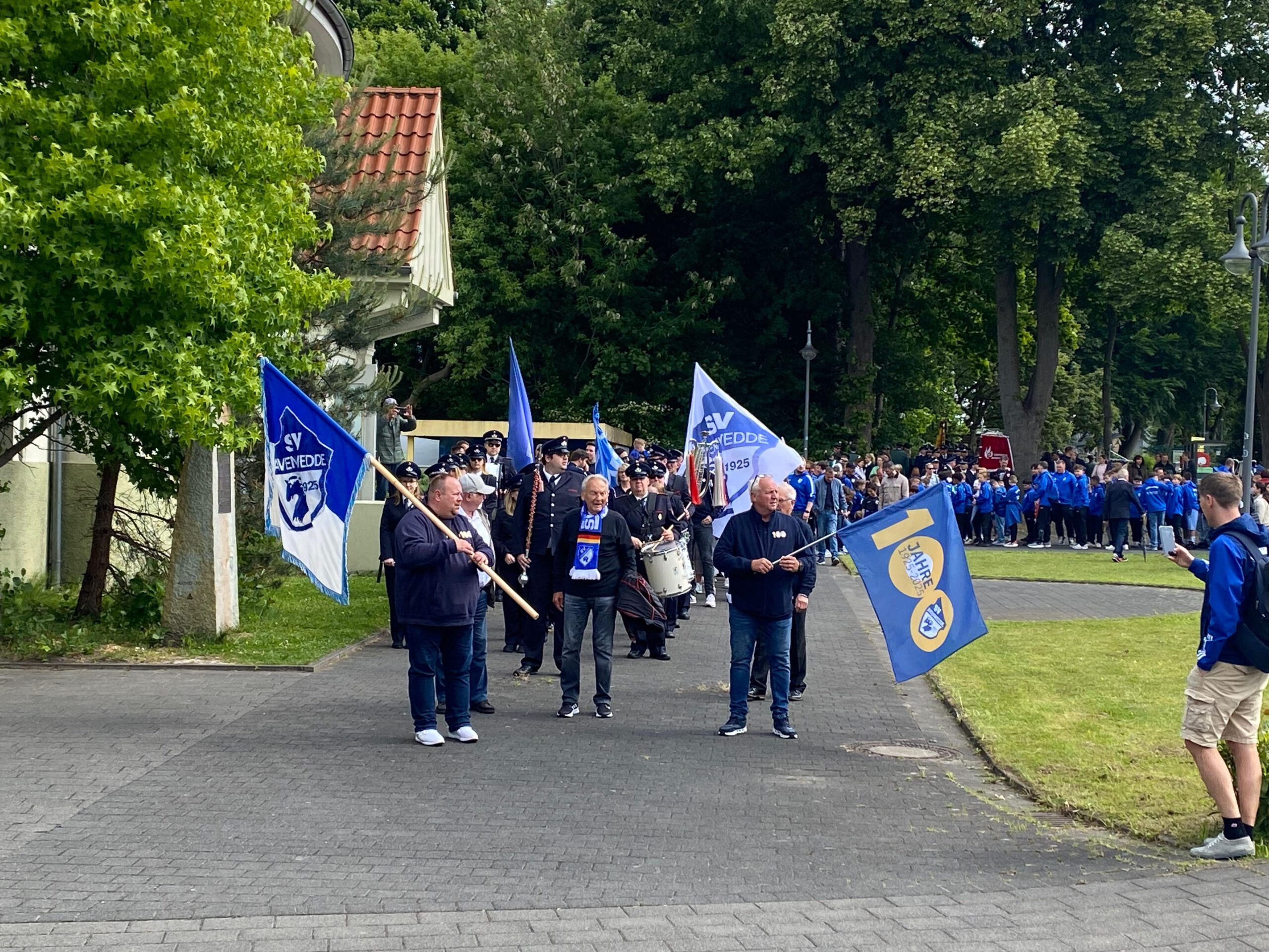 Du betrachtest gerade Festumzug & Bunter Rasen 24.05.2025